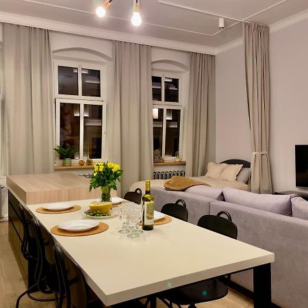 Spacious Apart In The Center- Main Square 300M Breslavia Exterior foto