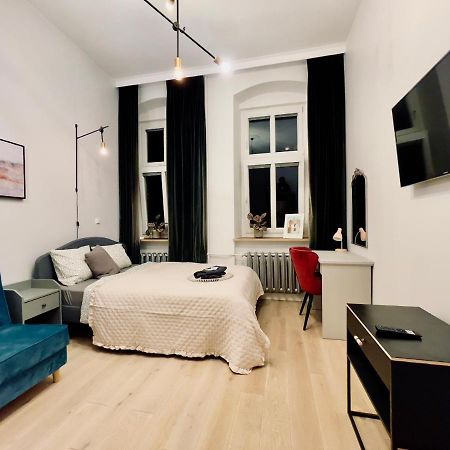 Spacious Apart In The Center- Main Square 300M Breslavia Exterior foto